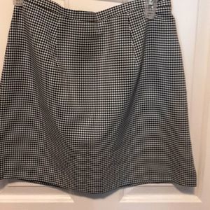 Ladies Skirt